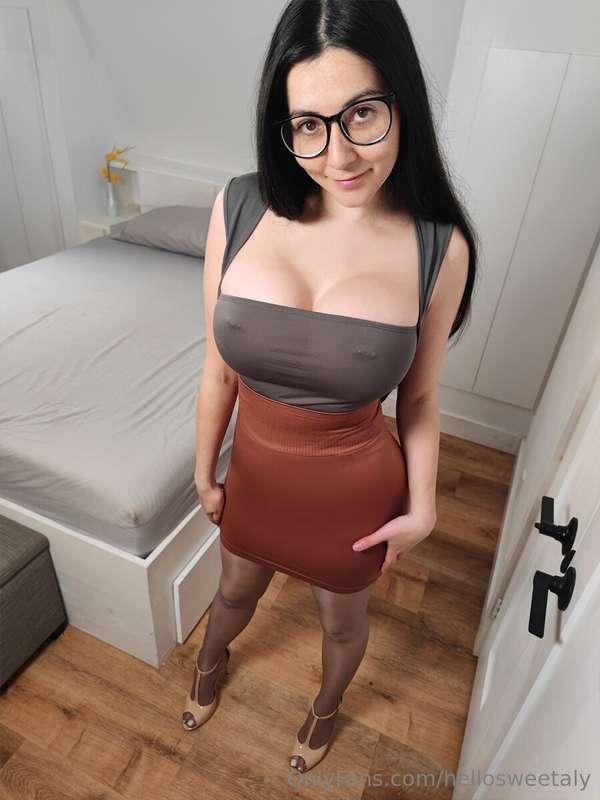#1152 - Grey top, reddish brown skirt, tan pantyhose and bei..