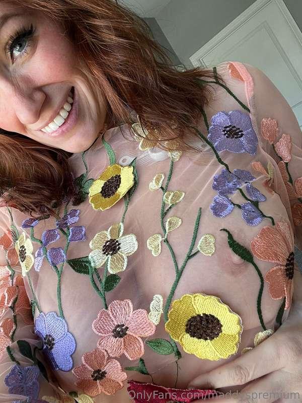 Flowers aren't the only thing budding😉