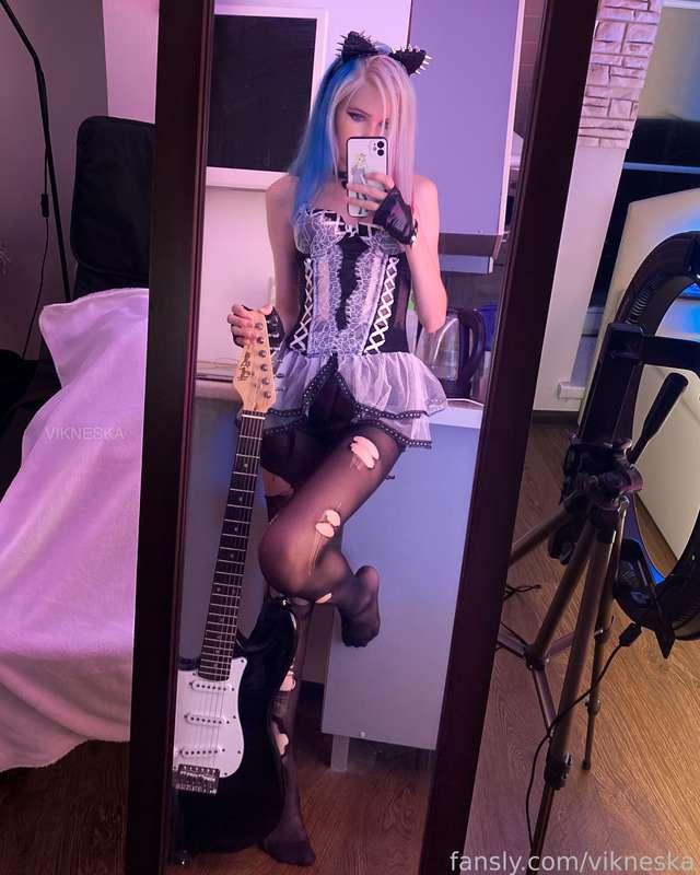 vikneska image #2