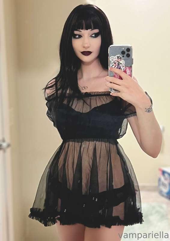 some mirror selfies in my nightgown :p
