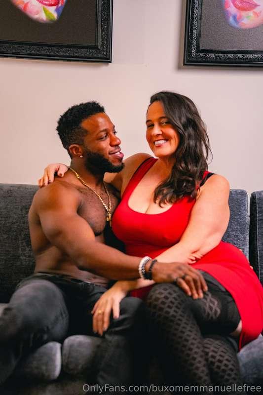 **Getting pounded for 45min by a big dick body builder**
*45..