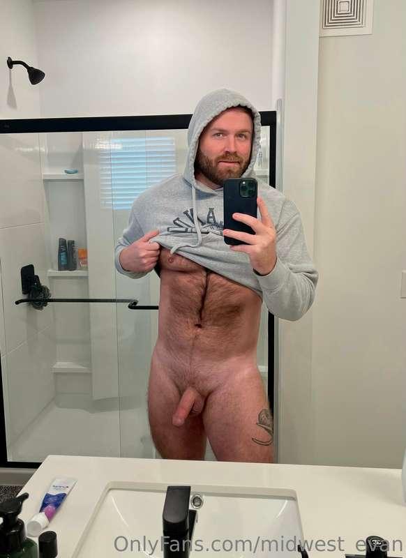 Good morning studs! Have a great day 😈