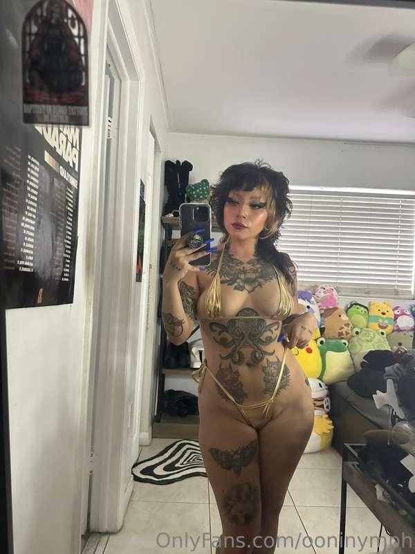 Can i fuck you with me eyes <3