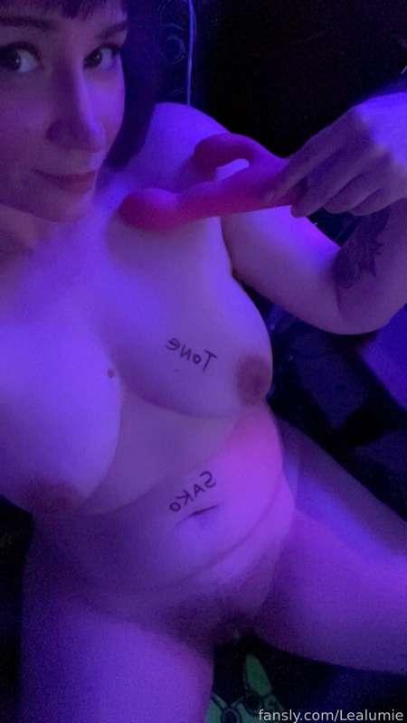 Thank you so much for all the love and cum you offered to your goddess! She is very much full and satiated. 🥵💜

We will be doing a private stream only next week so make sure you are subbed to Luscious Leudmies for more fun! 

#fyp #ass #boobs #vtuber #lewdtuber #curvy #lewd #hentai #IRL #pussy #booty #tits 