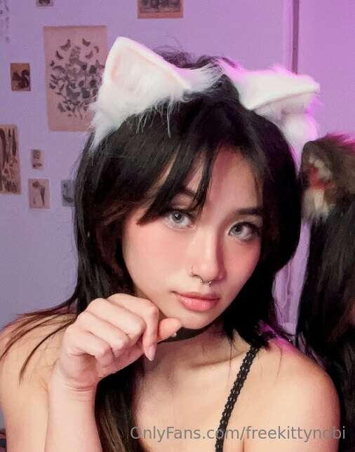 do u like the profile picture i have?? hehe also my dm's are..