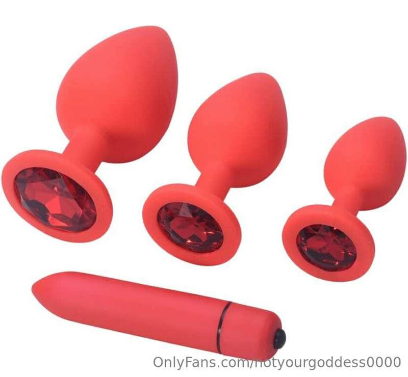Buy this post to see how pretty it looks inside me.😘