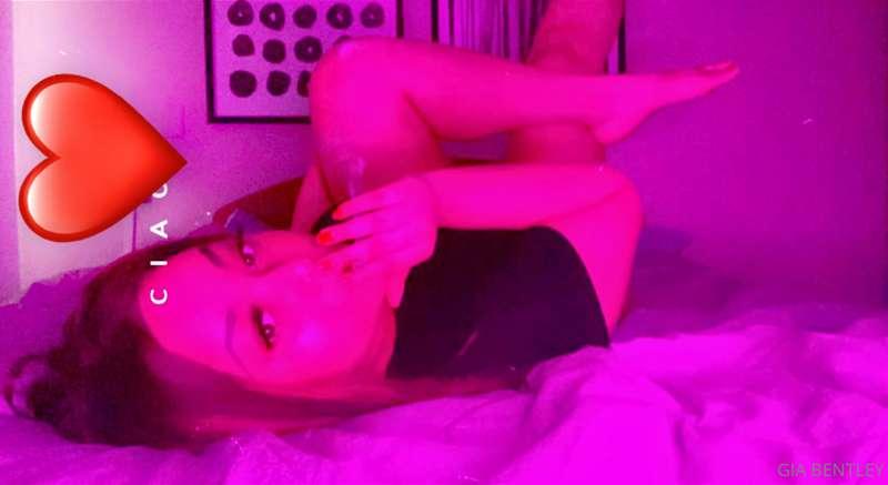 😘