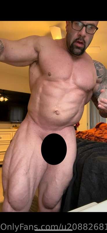 7 minute cum video with rear shots as I jack between my legs..
