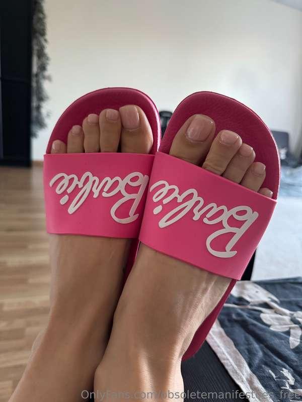 Hi guys! I come with some good news/bad news! I’m taking a b..