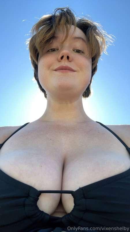 Bikini pics and nice weather :)