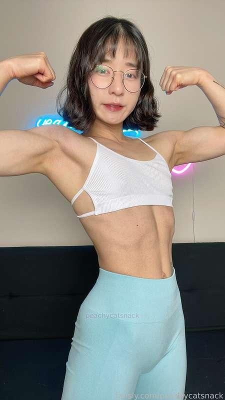 peachycatsnack image #6