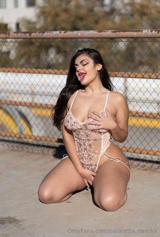 Os gustó más de rubia o de morena ? 🥵