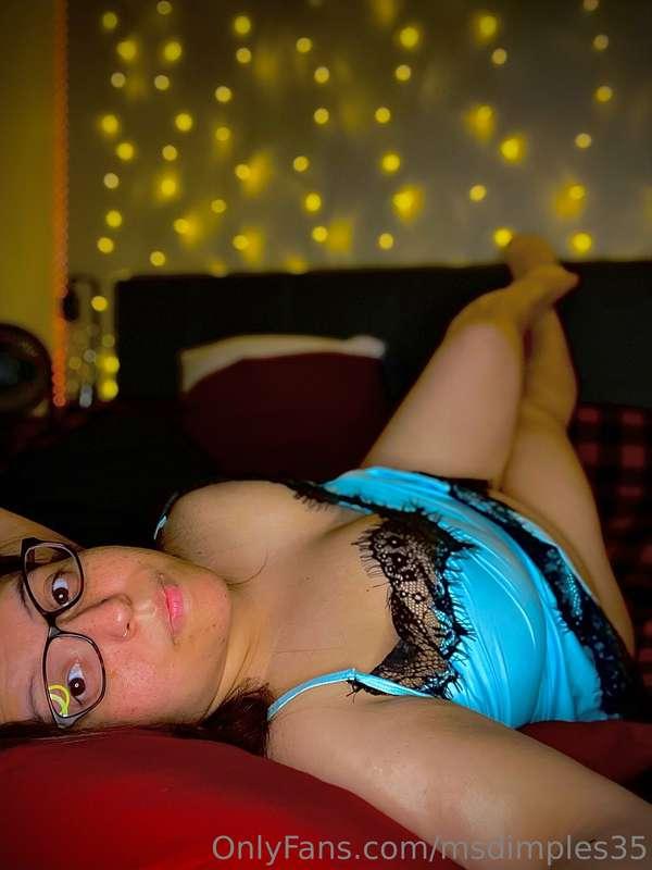 Big content drop this weekend subscribe/message me for exclu..