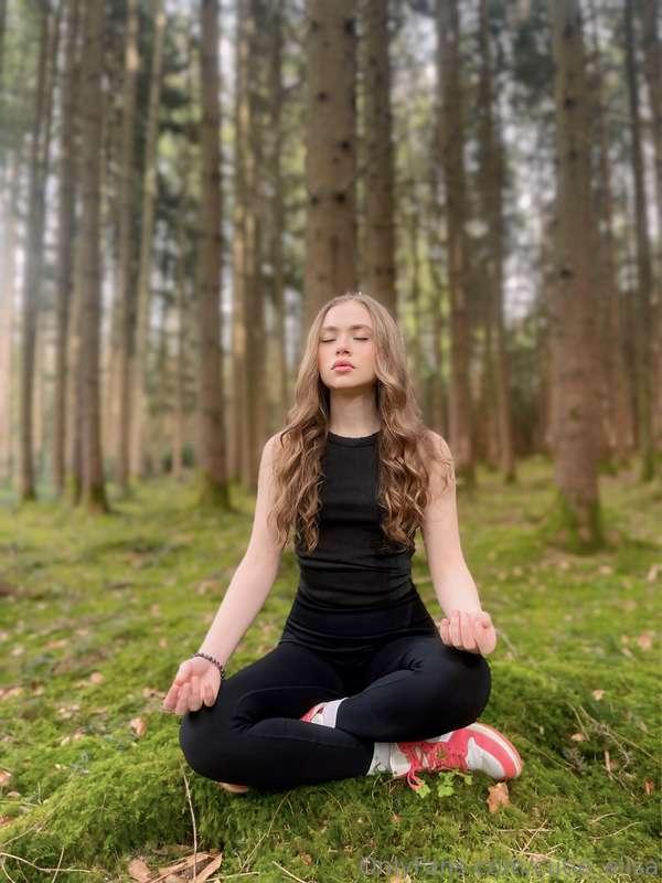 Yoga in the woods, in the fresh air is perfect, total relaxa..