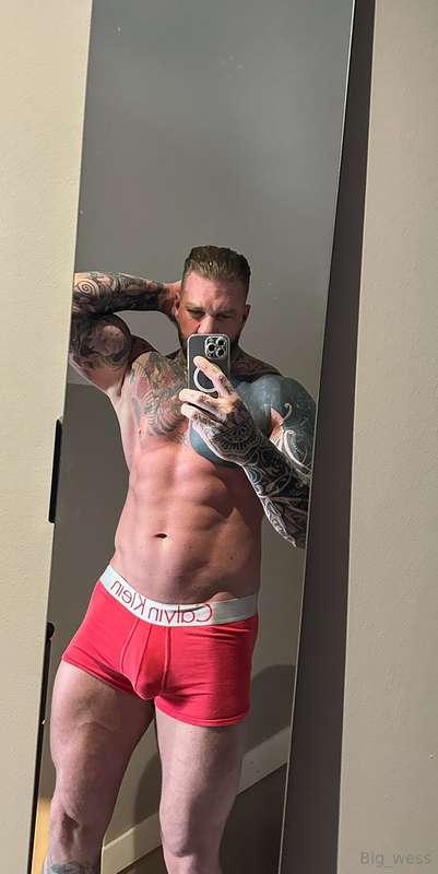 Mirror mirror mirror on the wall …. Suck my dick 😈