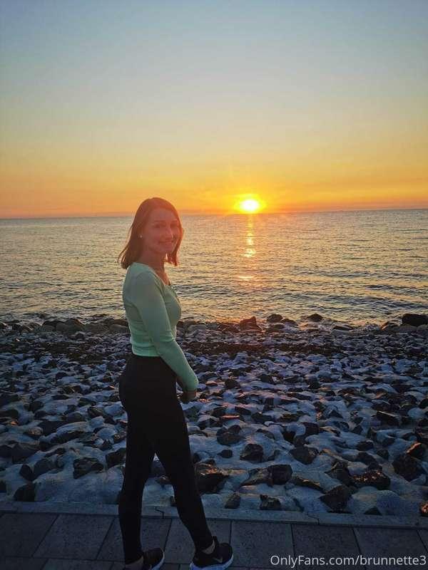 I'm on vacation🌞
Love it!! Es ist so schön, ein bisschen Son..