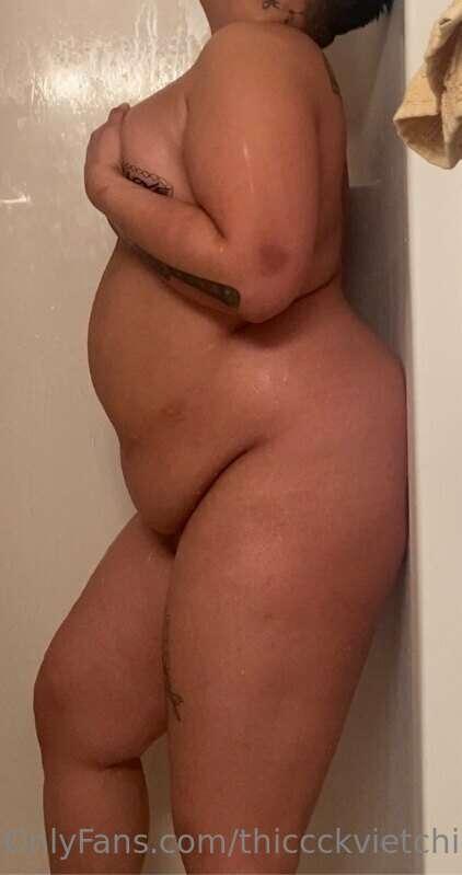 Took some shower pics. If you like it I’ll take my toy in wi..