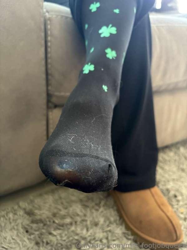 mrs_footjobqueen image #1