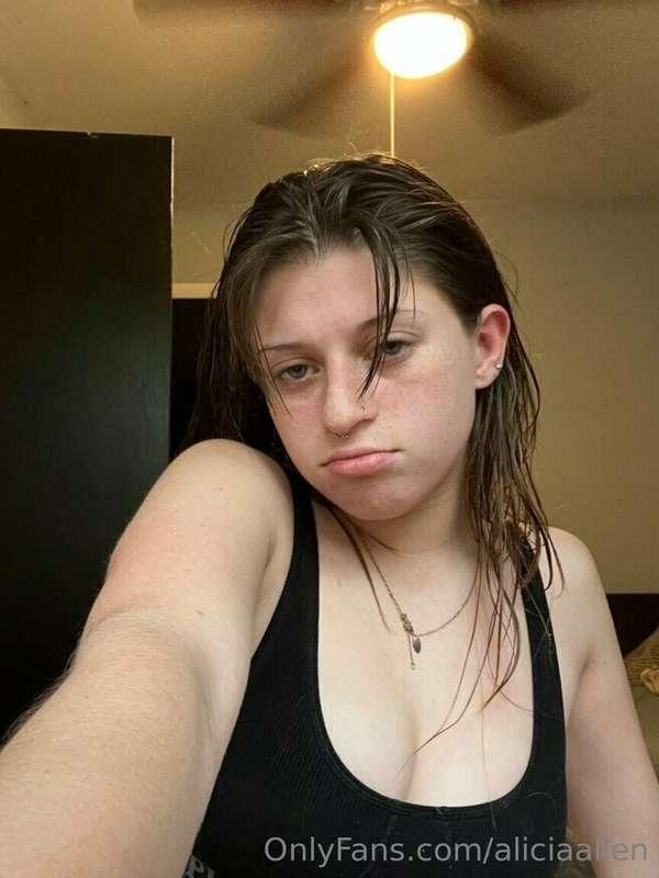i'm bored and horny so you better take care of me before I d..