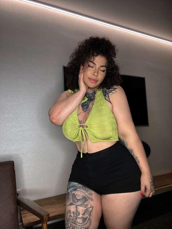 I'm feeling quite generous today 🥰 why don't you spoil me so..