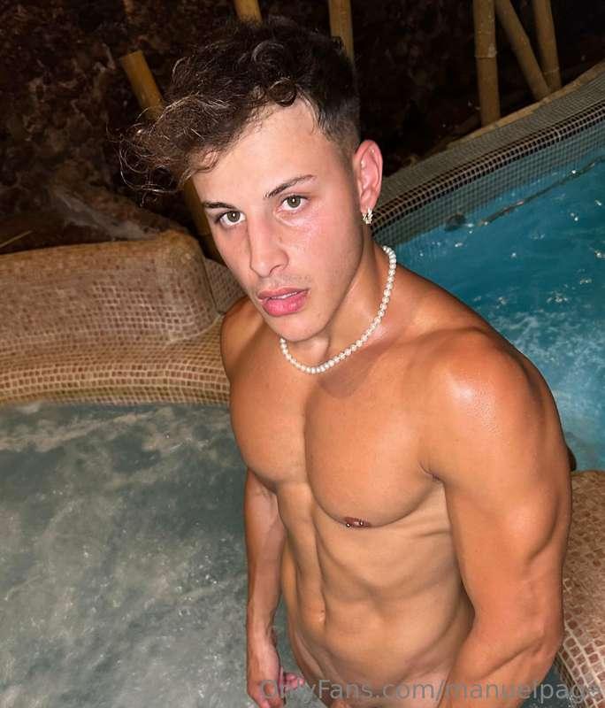 https://onlyfans.com/manuel_dosio 

FOLLOW FOR MORE CONTENT ..