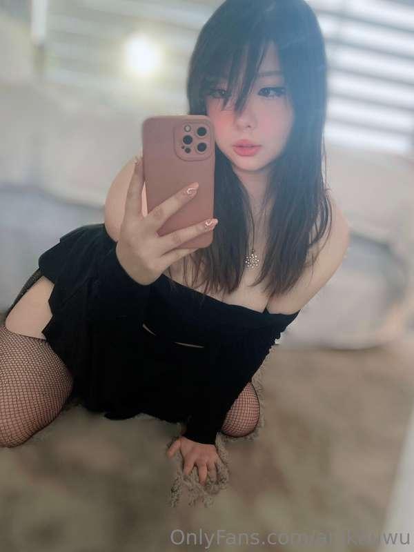 swipe 4 boob