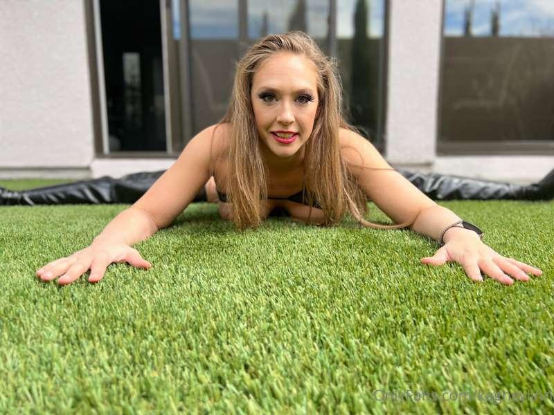 Pretty little freak 💦