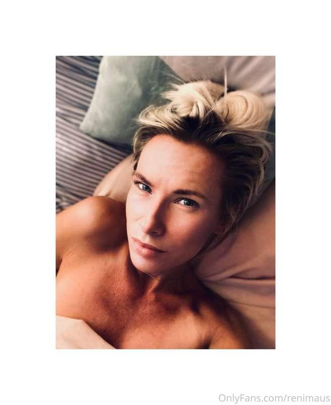 Good Night 😘
https://onlyfans.com/renimaus01