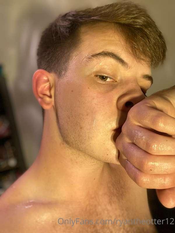 My favorite part of edging is shooting on my face