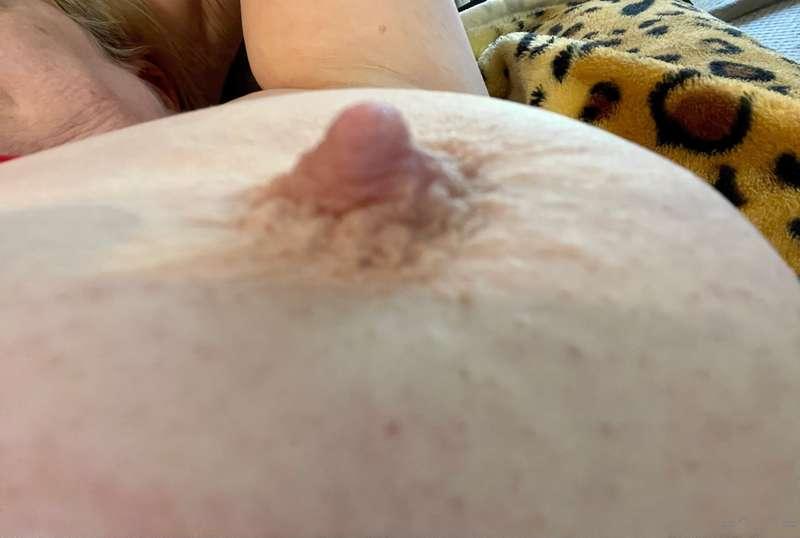 mature4boytoy image #2