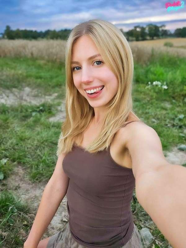 Fun Fact 028 : I rarely wear bras. It’s not that I dislike t..