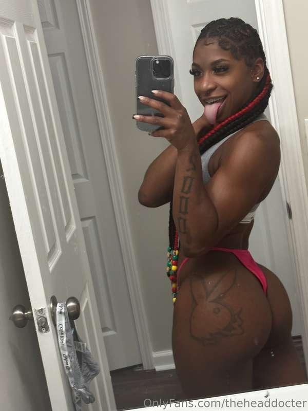 A slut for your attention 💋