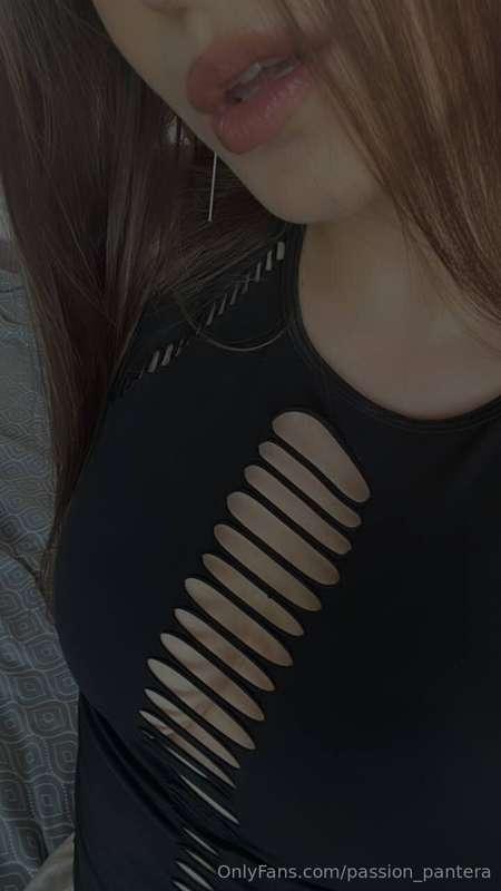 Do you like it when I wait for you in bed?🤭😈