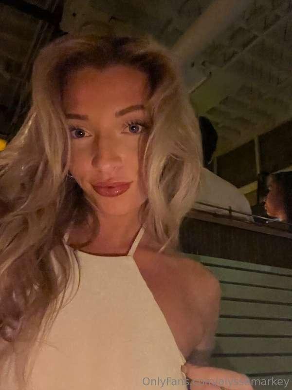 Dinner selfies 😍