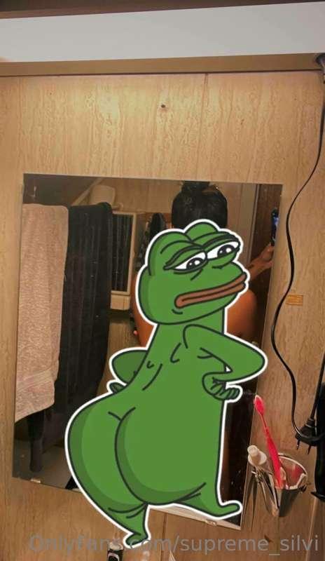 Is my ass better then his?🤭😂