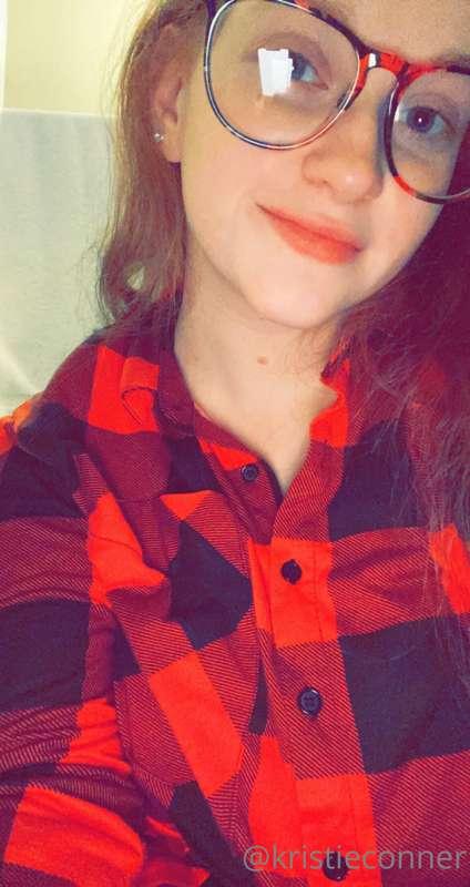 Hey hey. I love you. 
Sending out a short photo set soon fro..