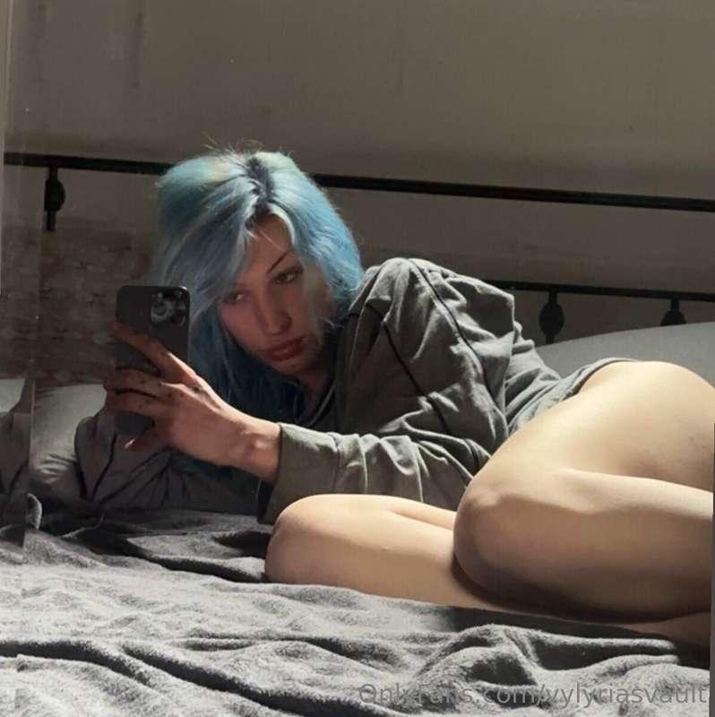 can’t stop thinking about sucking dick rn