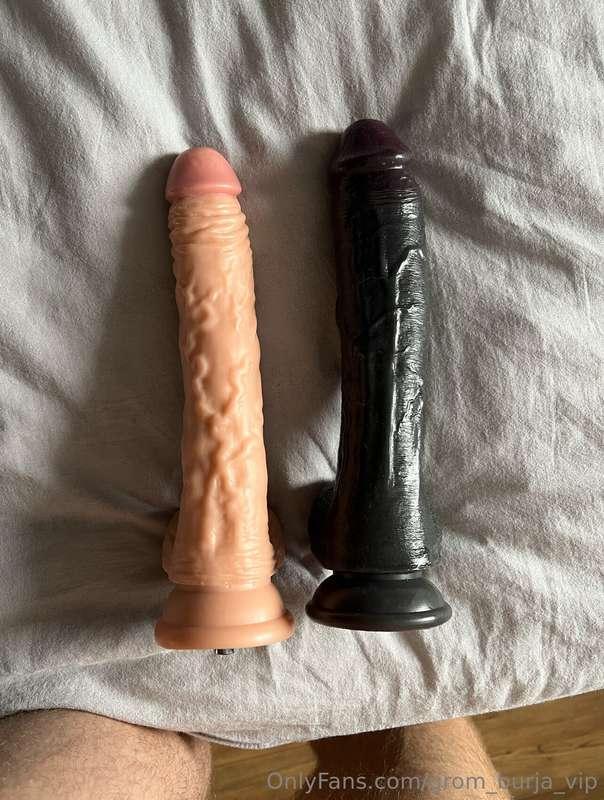 Hey! Here are some new videos of me having fun and fucking m..
