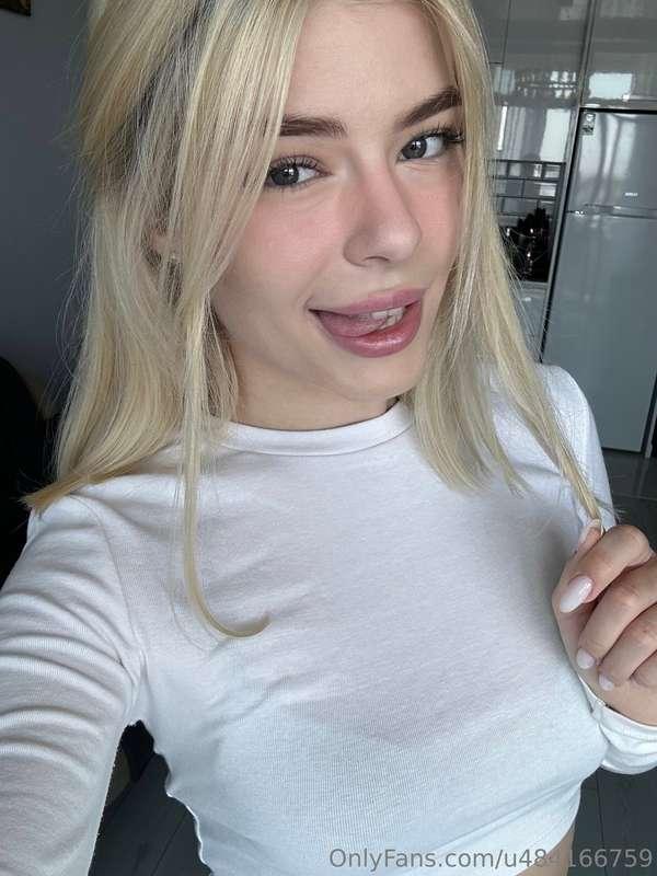 😝