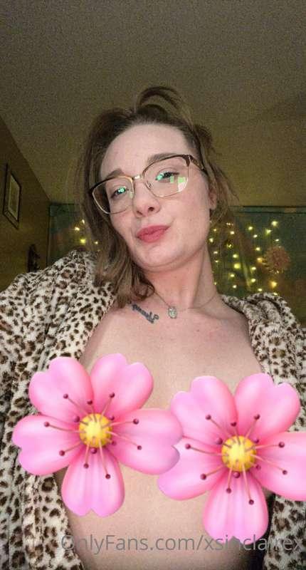 GOOD MORNING ☀️ 
Happy Friday! 🤗
I hope YOU have the best da..