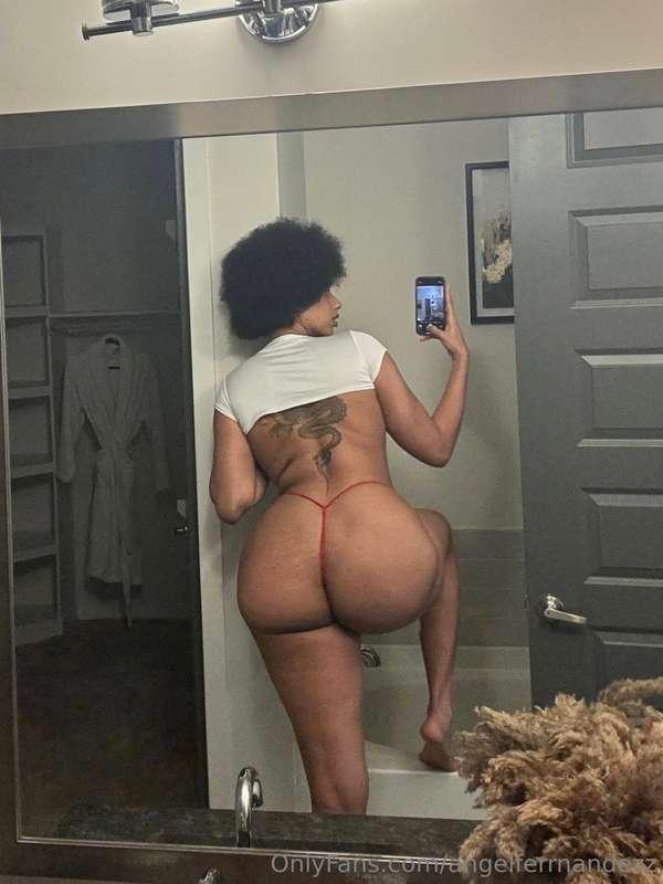 would you handle a 6'7" woman with all this??🥵