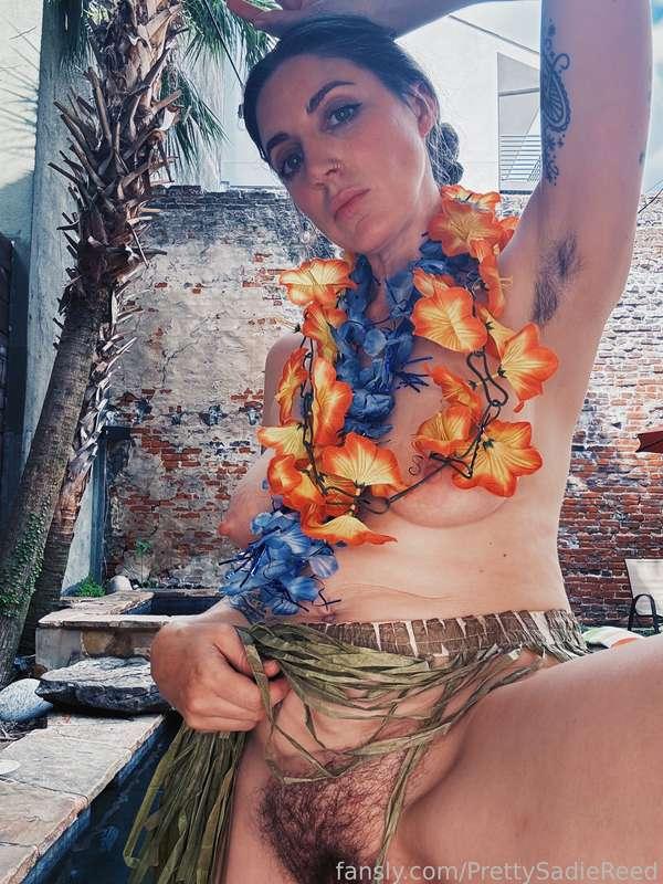 prettysadiereed image #3