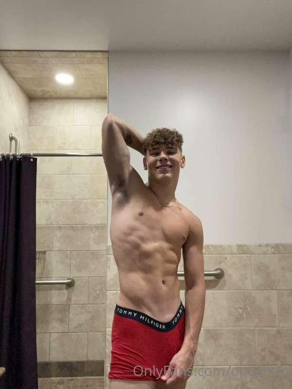 Starting the gym grind back up!