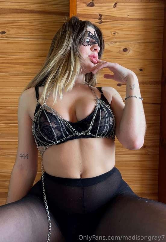  DO YOU WANT TO KNOW WHAT GIVES ME PLEASURE?🤫
