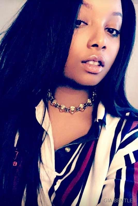 😘