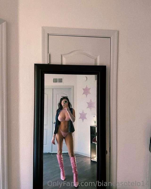 biancasotelo14 image #1