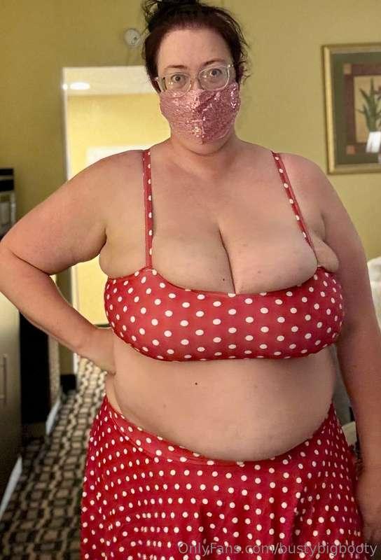 Which swimsuit compliments the upper part of my body the bes..
