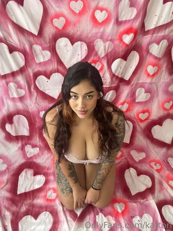 Where would you nut? Titties or face? 🤪