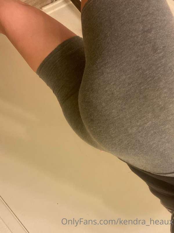 Starting tomorrow renew ons get extra content daily 😘
Make s..