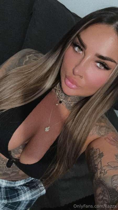 Who's keeping me company tonight thennnn x